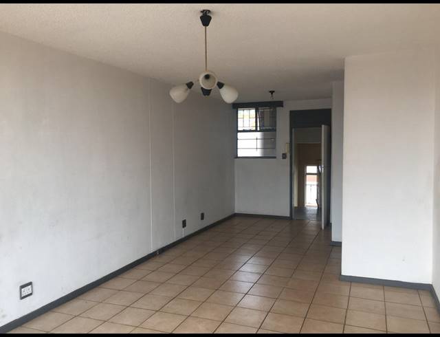 2 BEDROOM TOWNHOUSE FOR SALE IN PHILIP NEL PARK